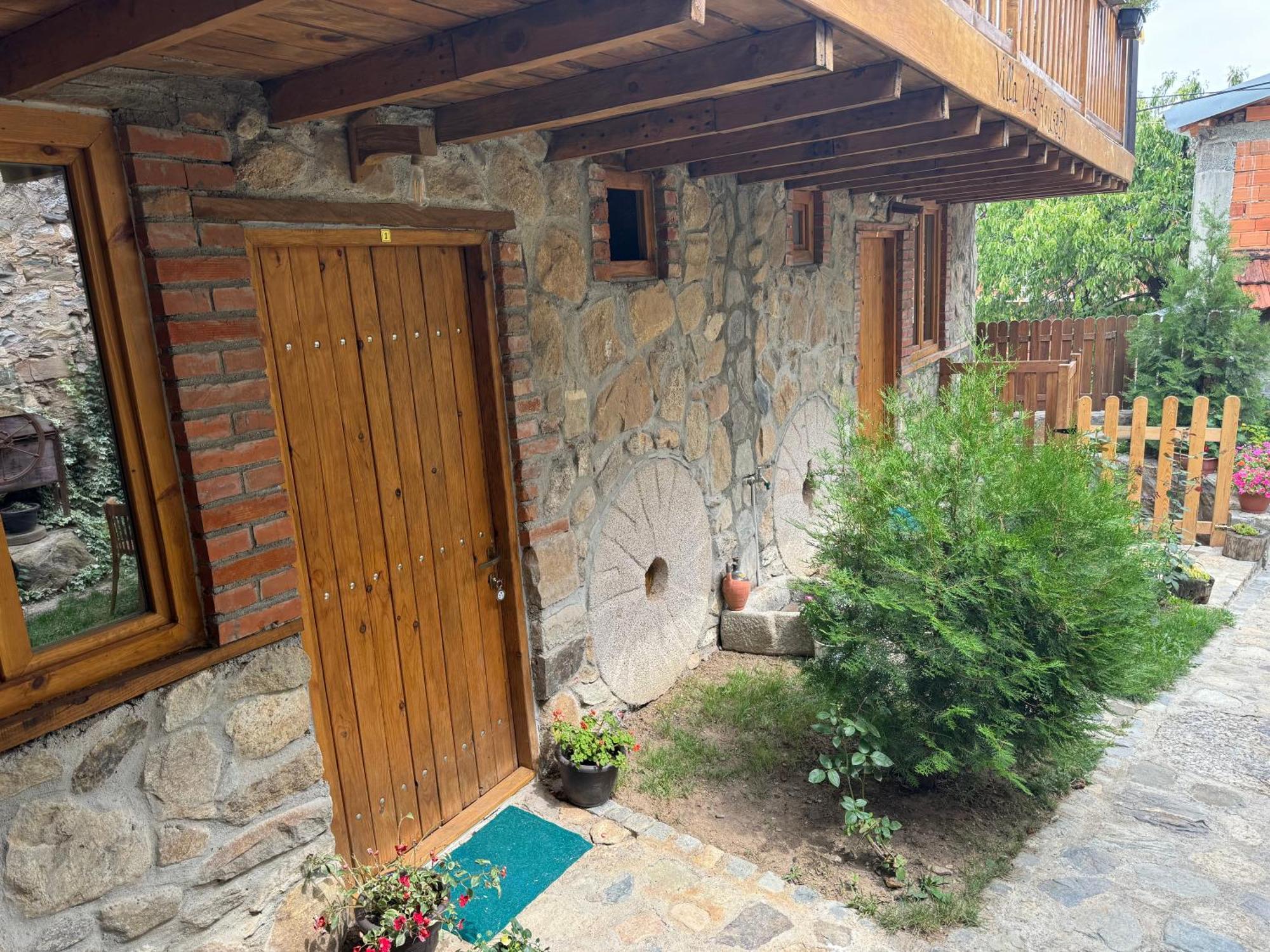 Villa Old House Bn Bitola Exterior photo